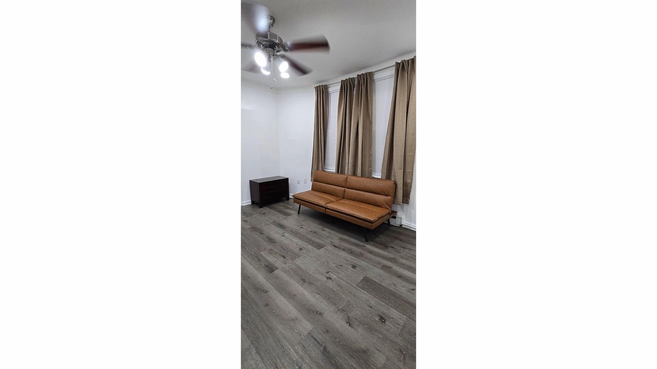 Photo of Livingroom in West New York