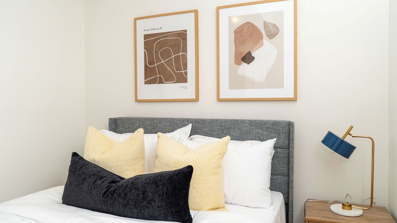 Photo of Bedroom in Oakville