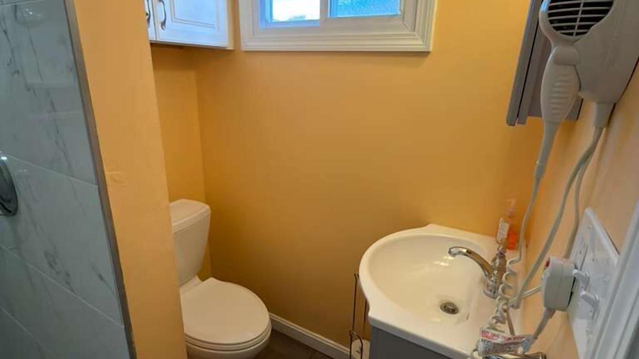 Photo of Bathroom in York Beach