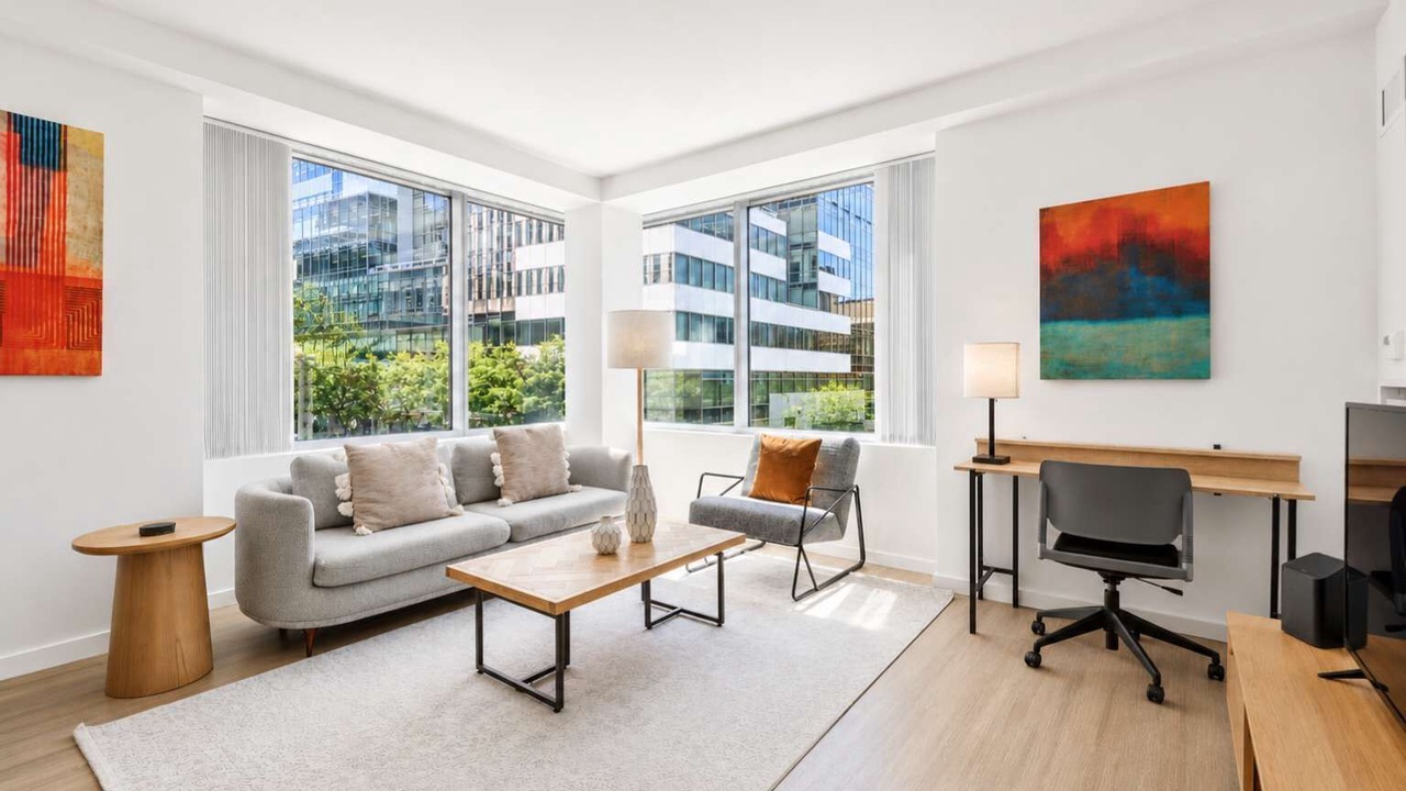 Photo of Livingroom in East Cambridge