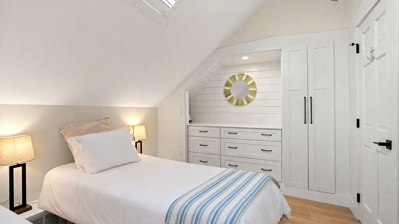 Photo of Bedroom in Marblehead