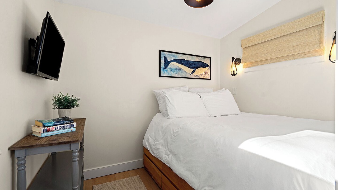 Photo of Bedroom in Marblehead