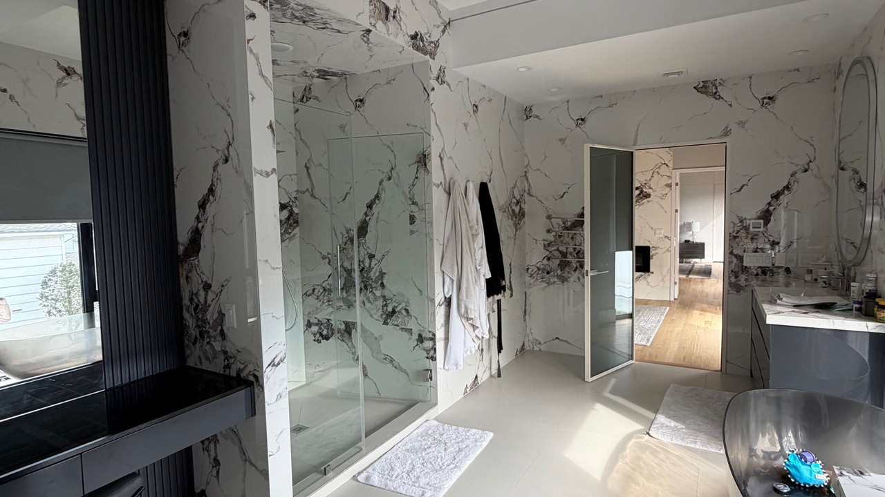 Photo of Bedroom in Englewood Cliffs