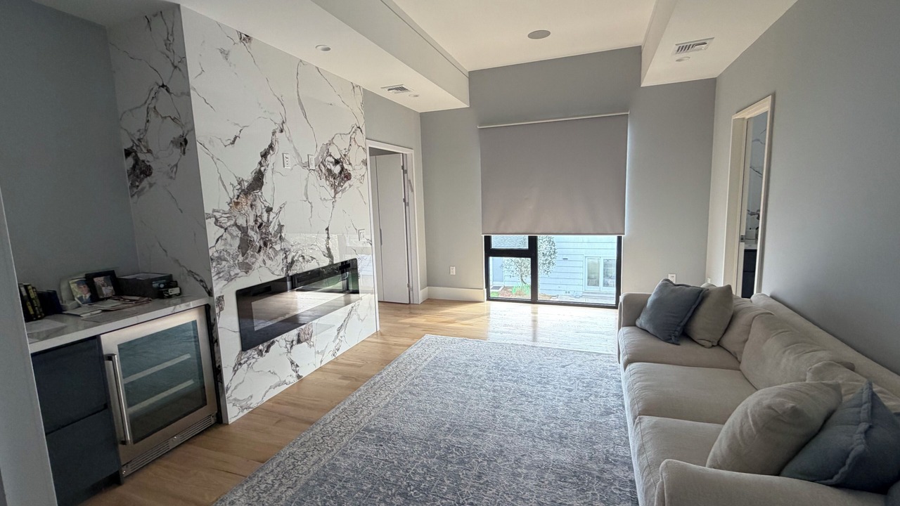 Photo of Livingroom in Englewood Cliffs