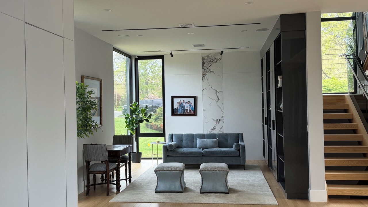 Photo of Livingroom in Englewood Cliffs