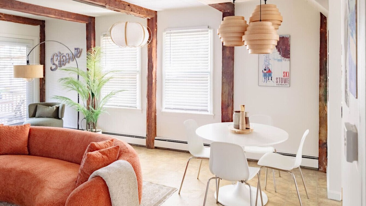 Photo of Livingroom in Stowe
