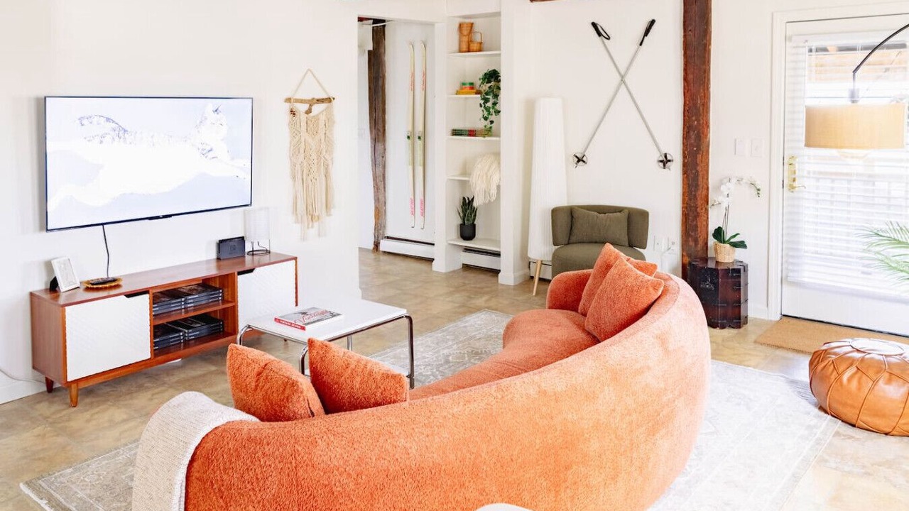 Photo of Livingroom in Stowe