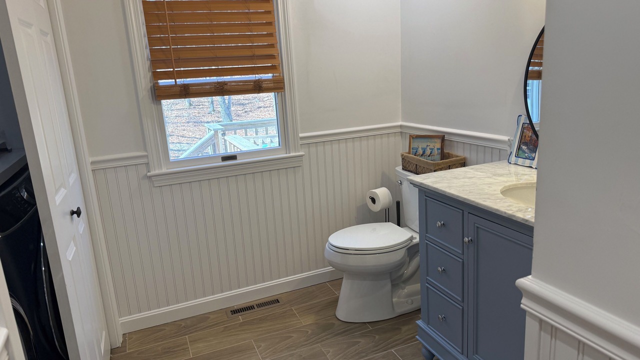 Photo of Bathroom in Cummaquid