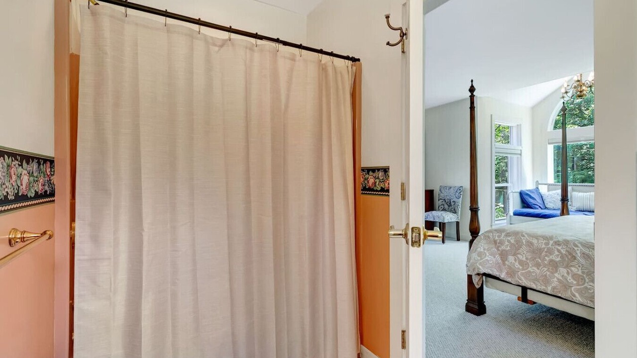 Photo of Bedroom in Londonderry