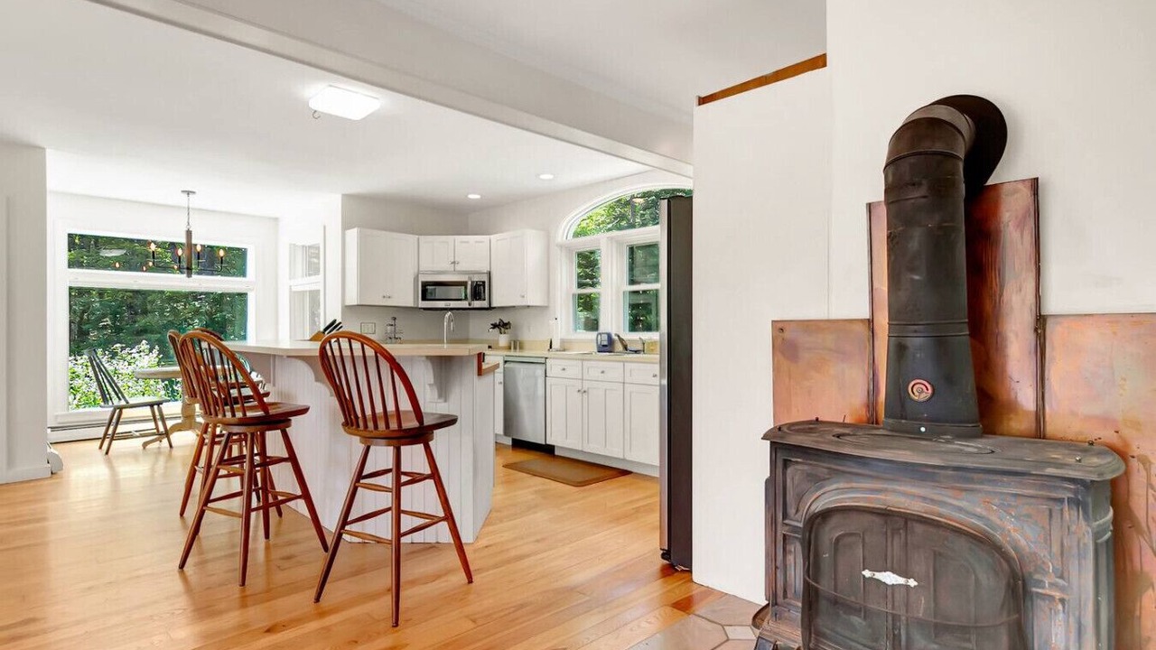 Photo of Kitchen in Londonderry