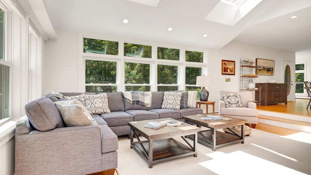 Photo of Livingroom in Londonderry