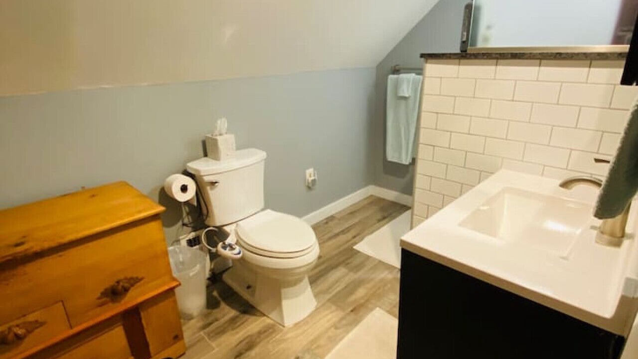 Photo of Bathroom in Londonderry