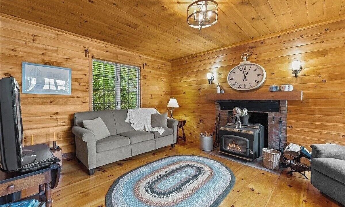 Photo of Livingroom in Franklin