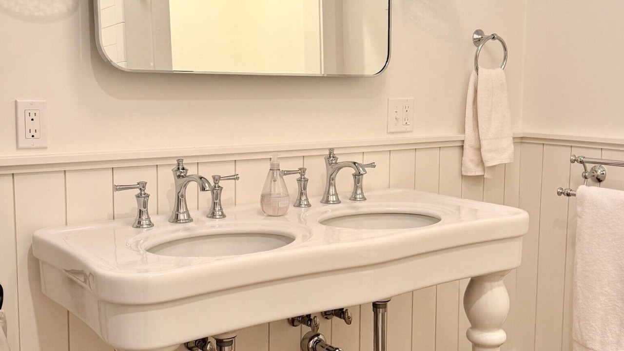 Photo of Bathroom in Cornwall