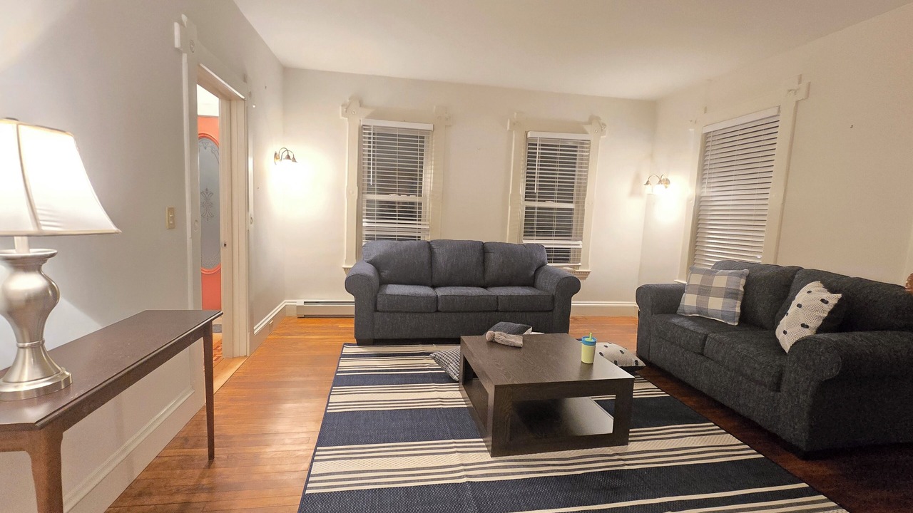 Photo of Livingroom in Ellsworth