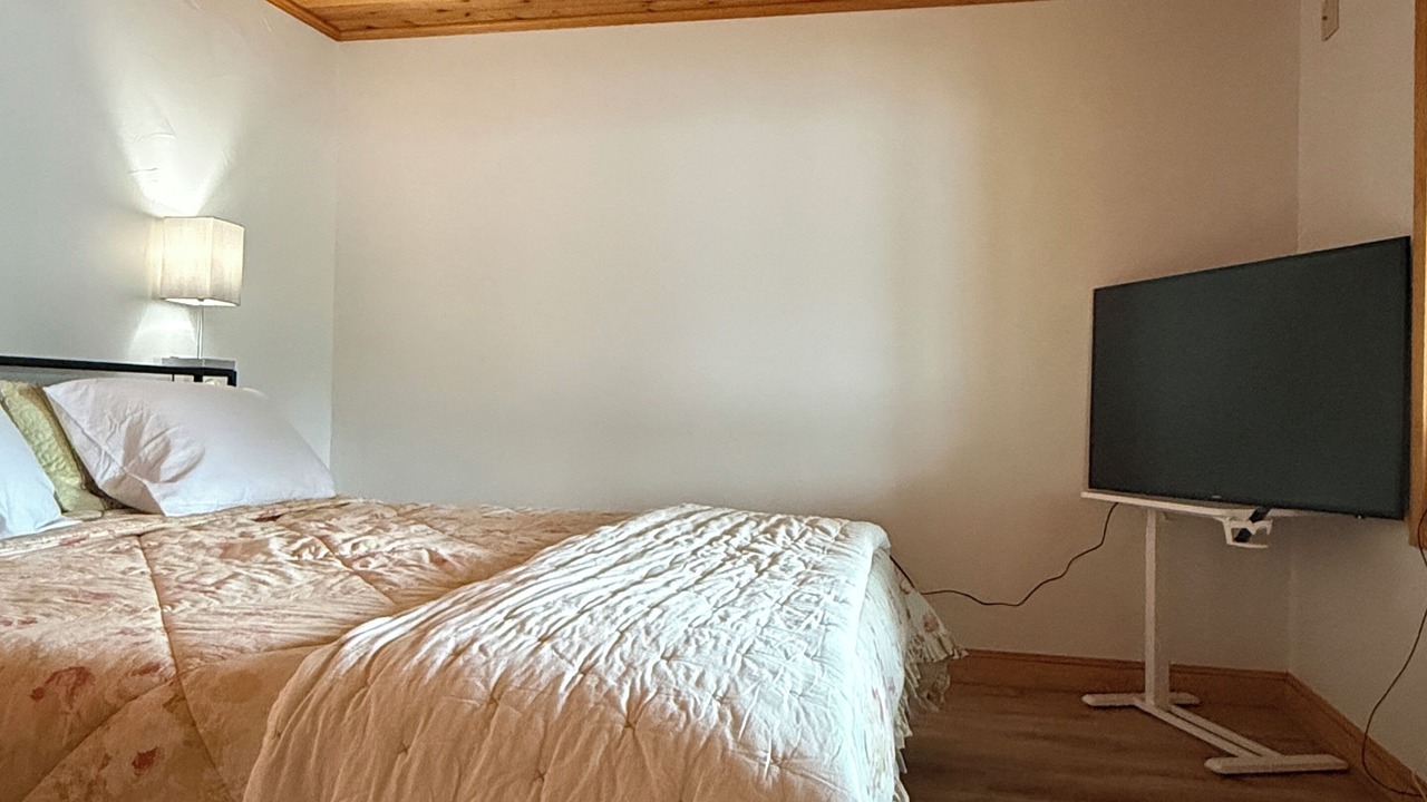 Photo of Bedroom in Alton Bay