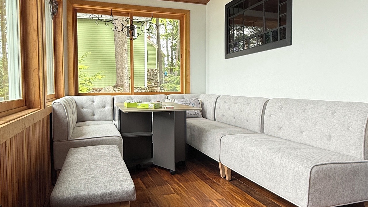 Photo of Livingroom in Alton Bay