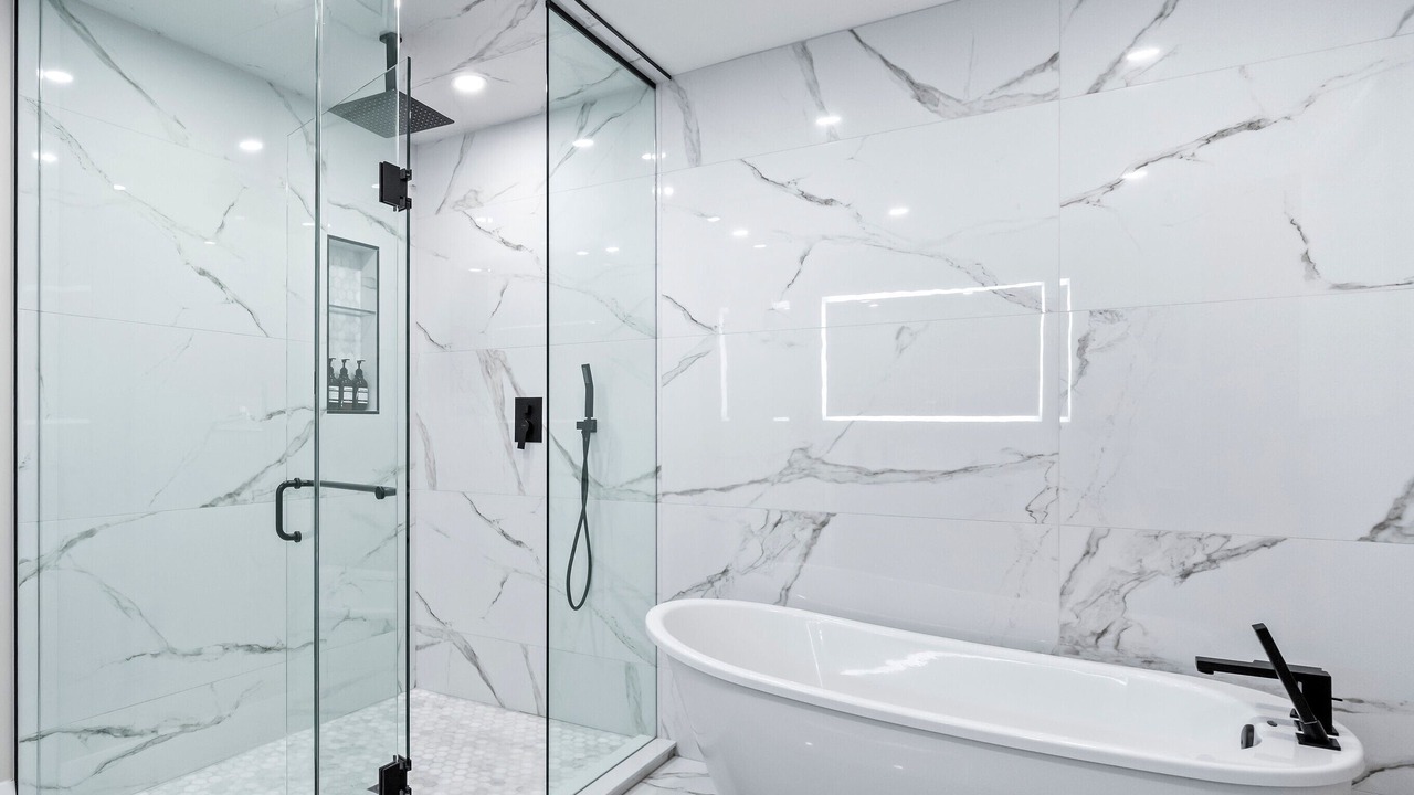 Photo of Bathroom in Niagara Falls