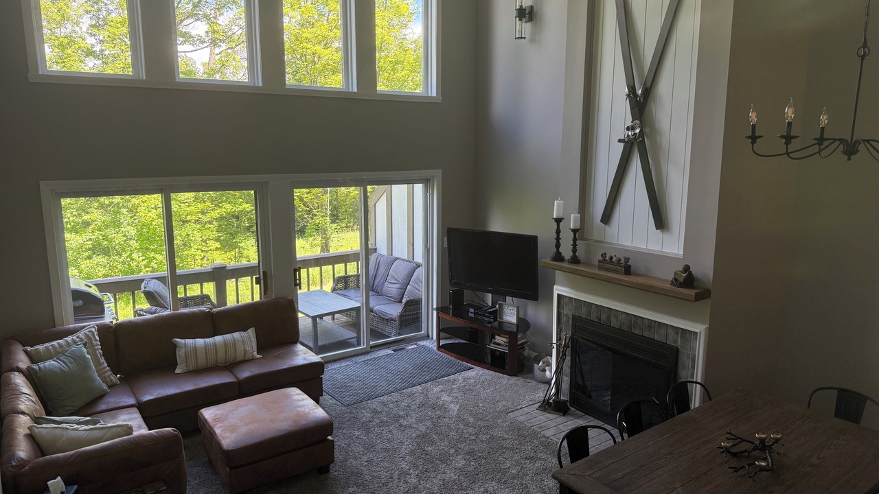 Photo of Livingroom in Clymer
