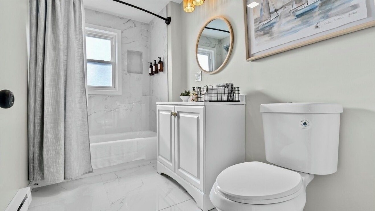 Photo of Bathroom in Old Lyme