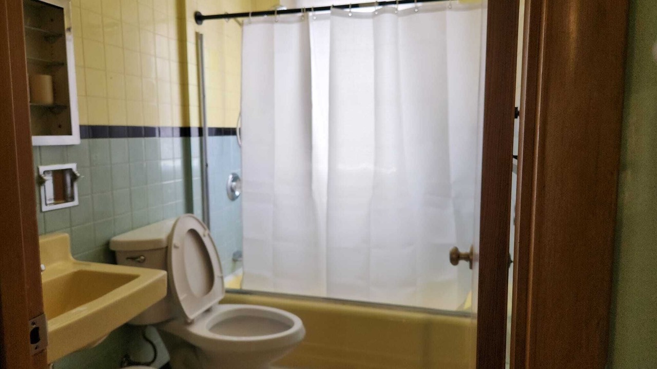 Photo of Bathroom in Rimmon Heights