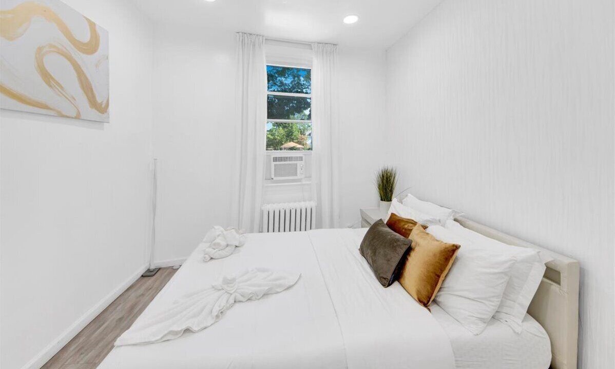 Photo of Bedroom in Southeast Yonkers
