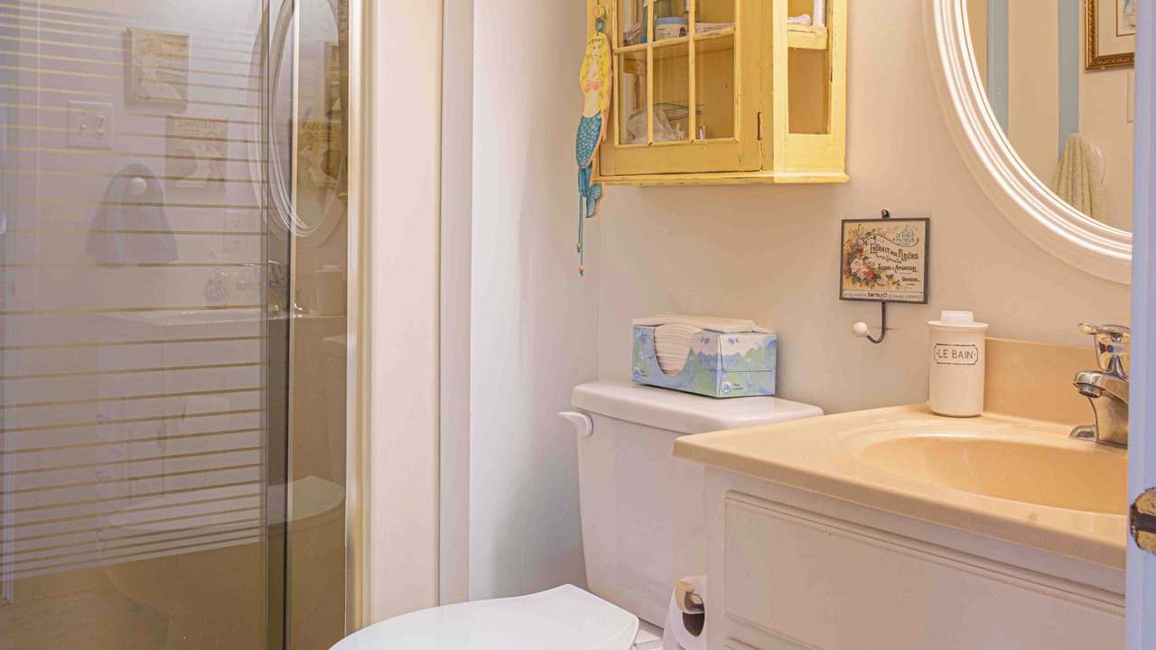 Photo of Bathroom in Gardens