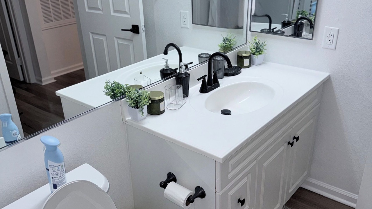 Photo of Bathroom in Orange