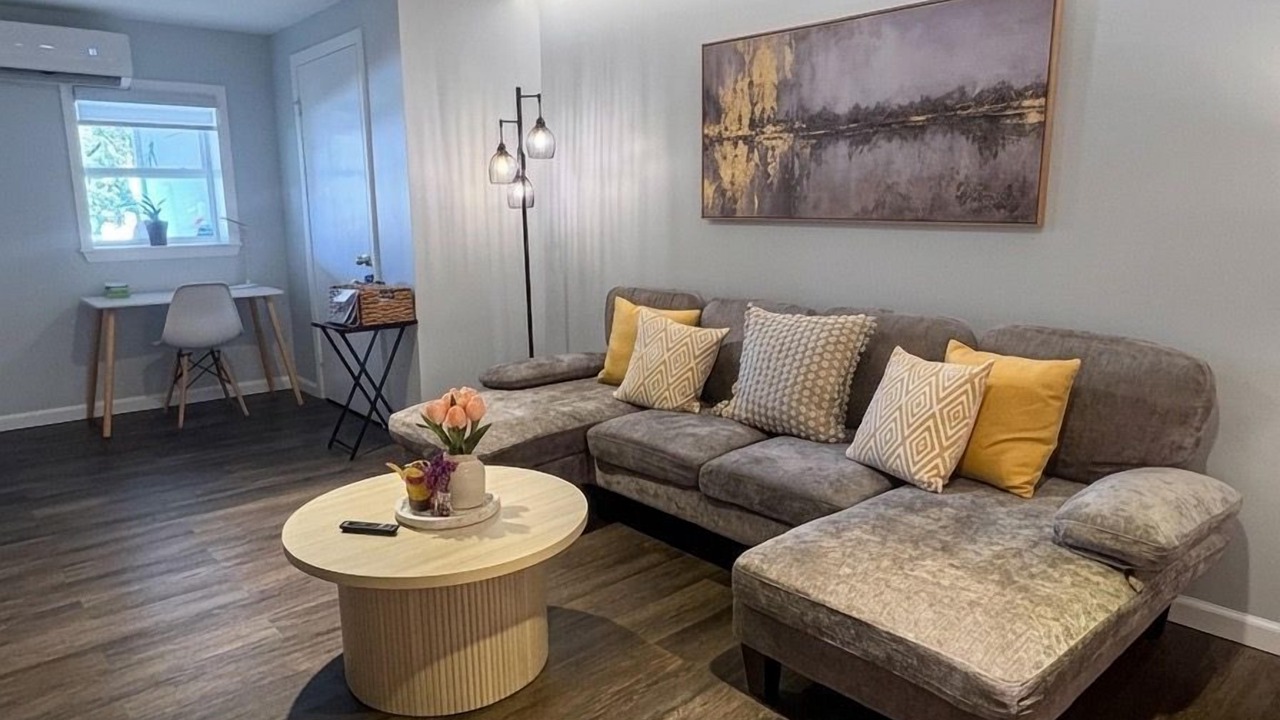 Photo of Livingroom in Danbury