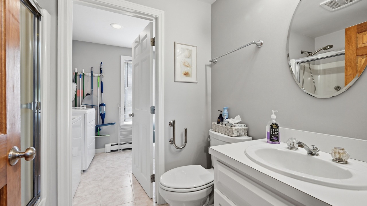 Photo of Bedroom in Dennis