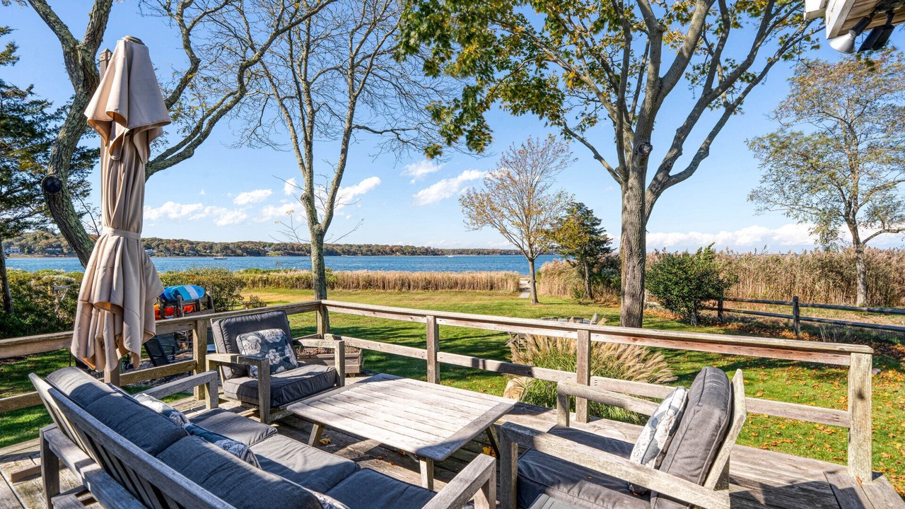 Photo of Patio Balcony in East Hampton