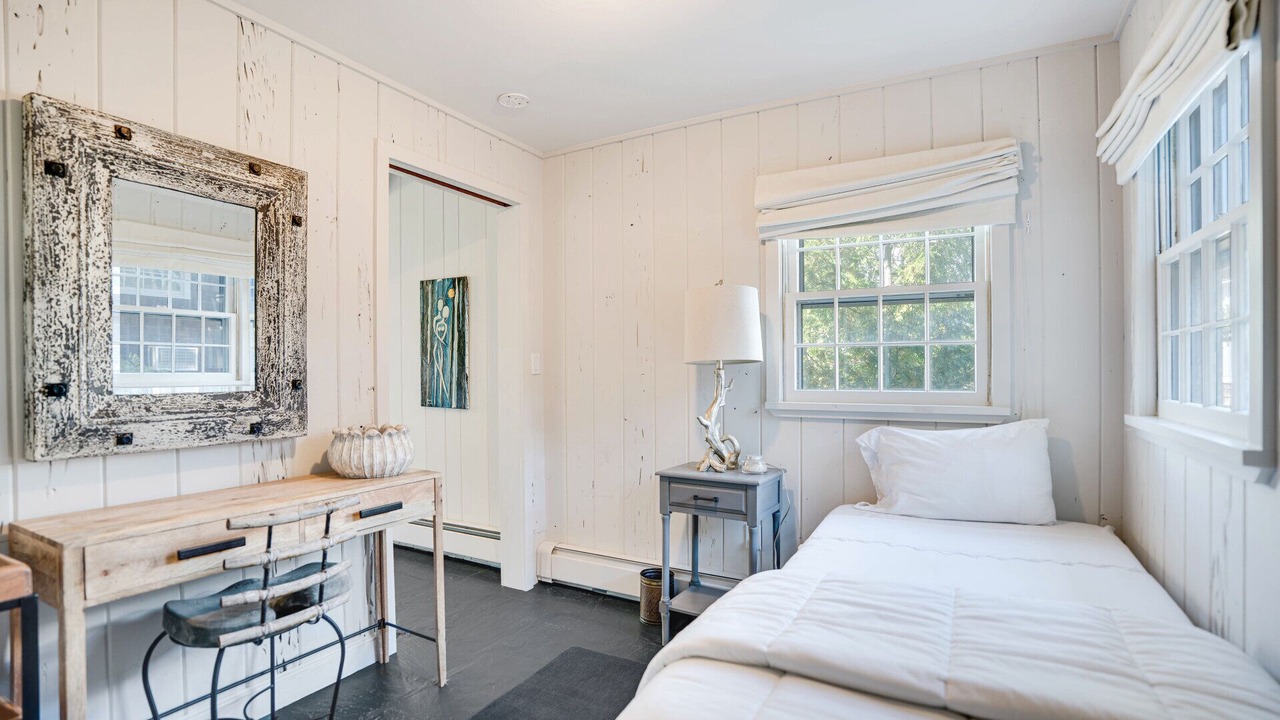 Photo of Bedroom in East Hampton