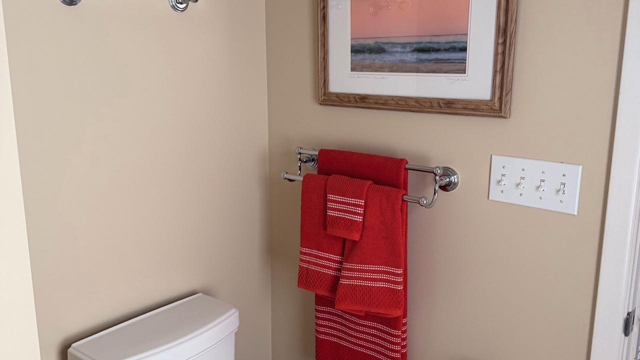 Photo of Bathroom in Cove - East Side - Shippan