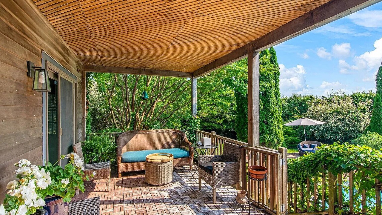 Photo of Patio Balcony in Water Mill