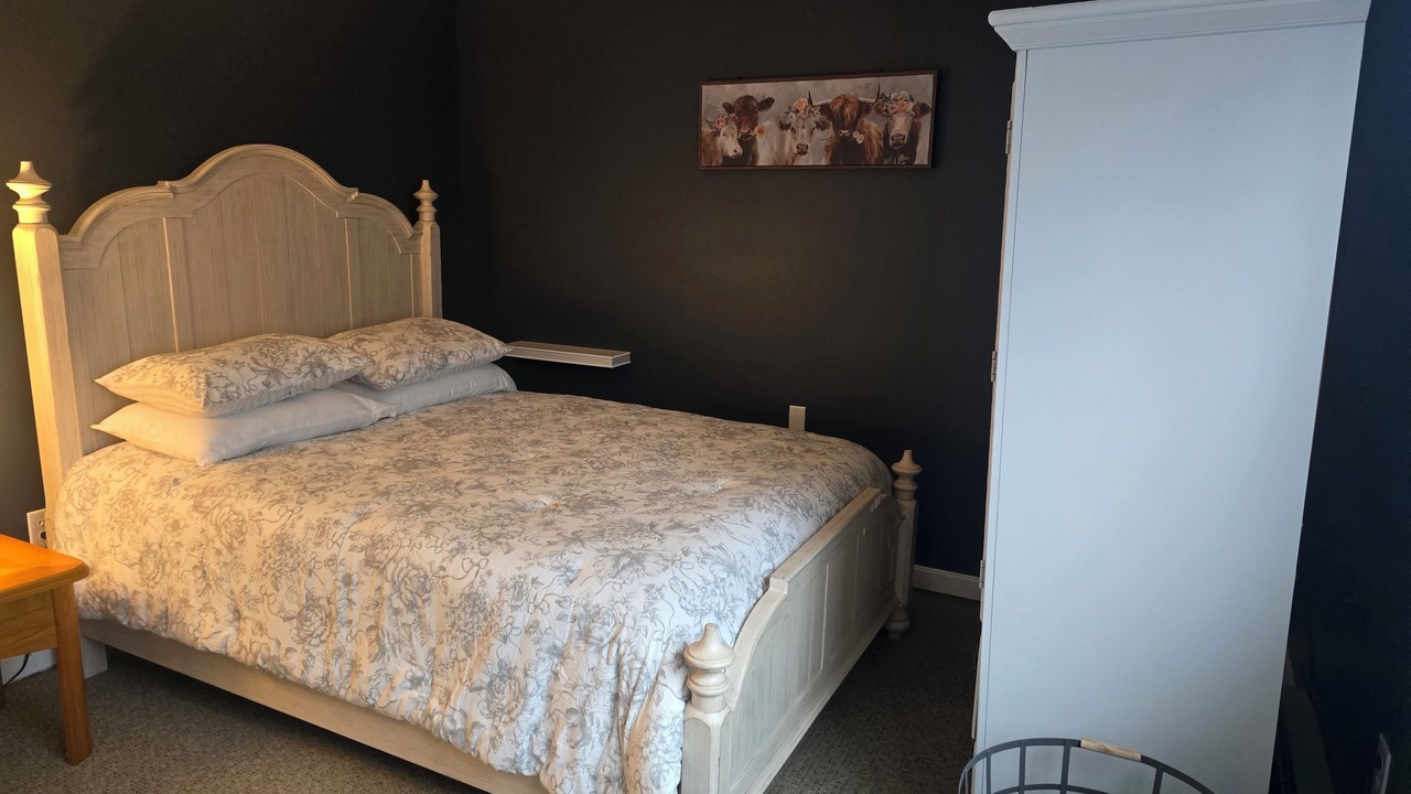 Photo of Bedroom in Weirs Beach