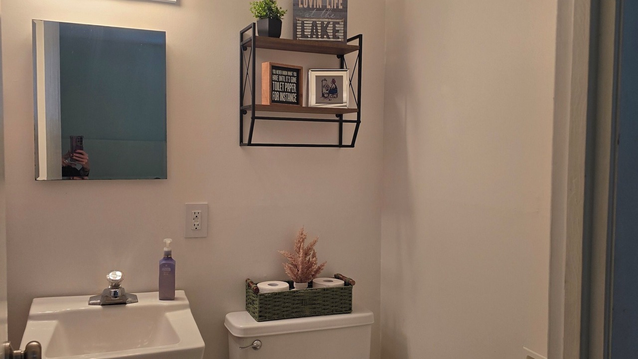 Photo of Bathroom in Weirs Beach