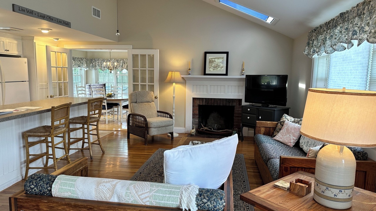 Photo of Livingroom in West Dennis