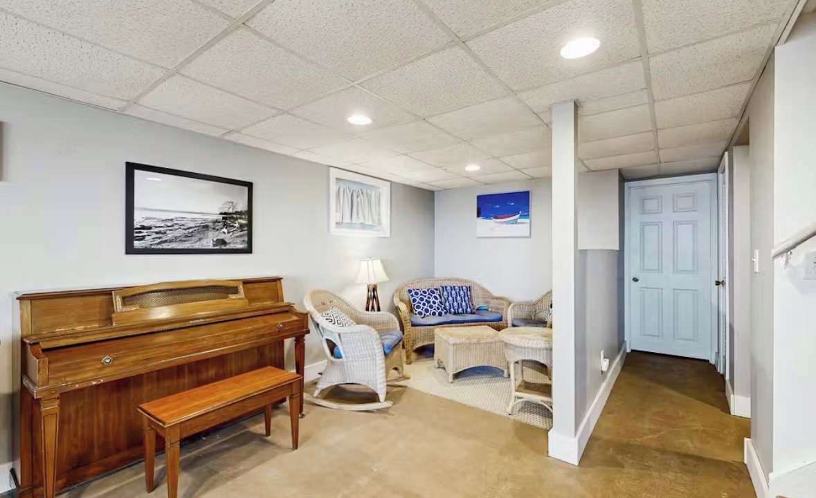 Photo of Livingroom in Malletts Bay