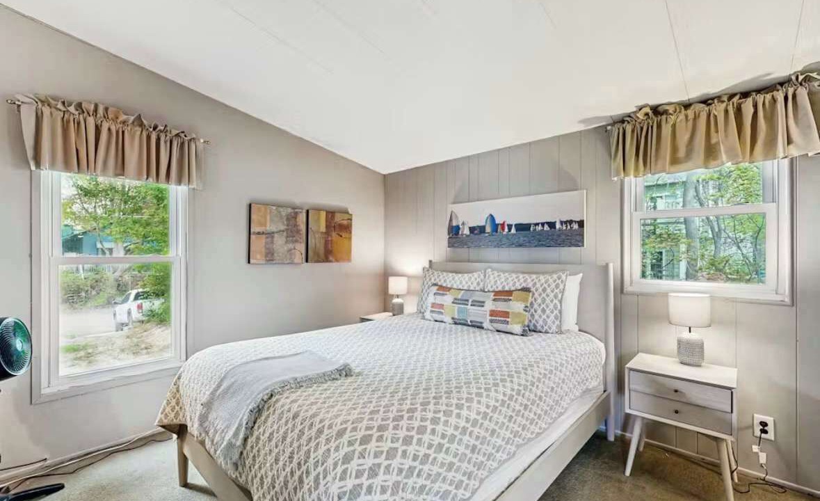Photo of Bedroom in Malletts Bay