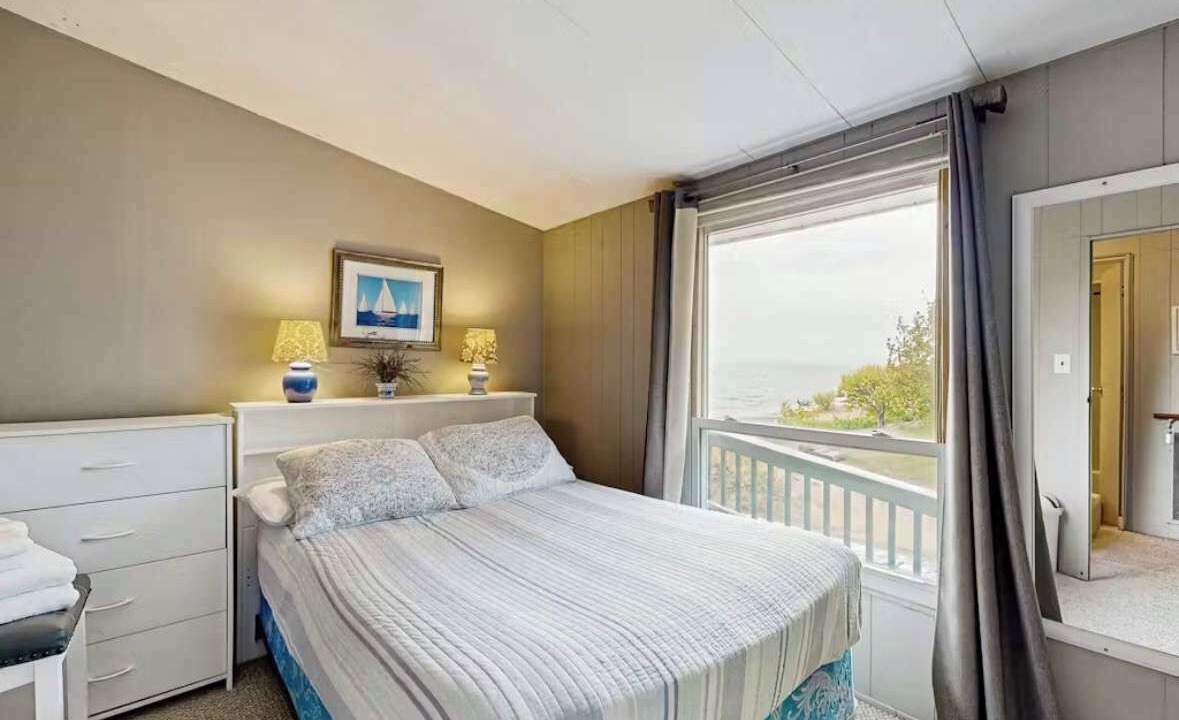Photo of Bedroom in Malletts Bay