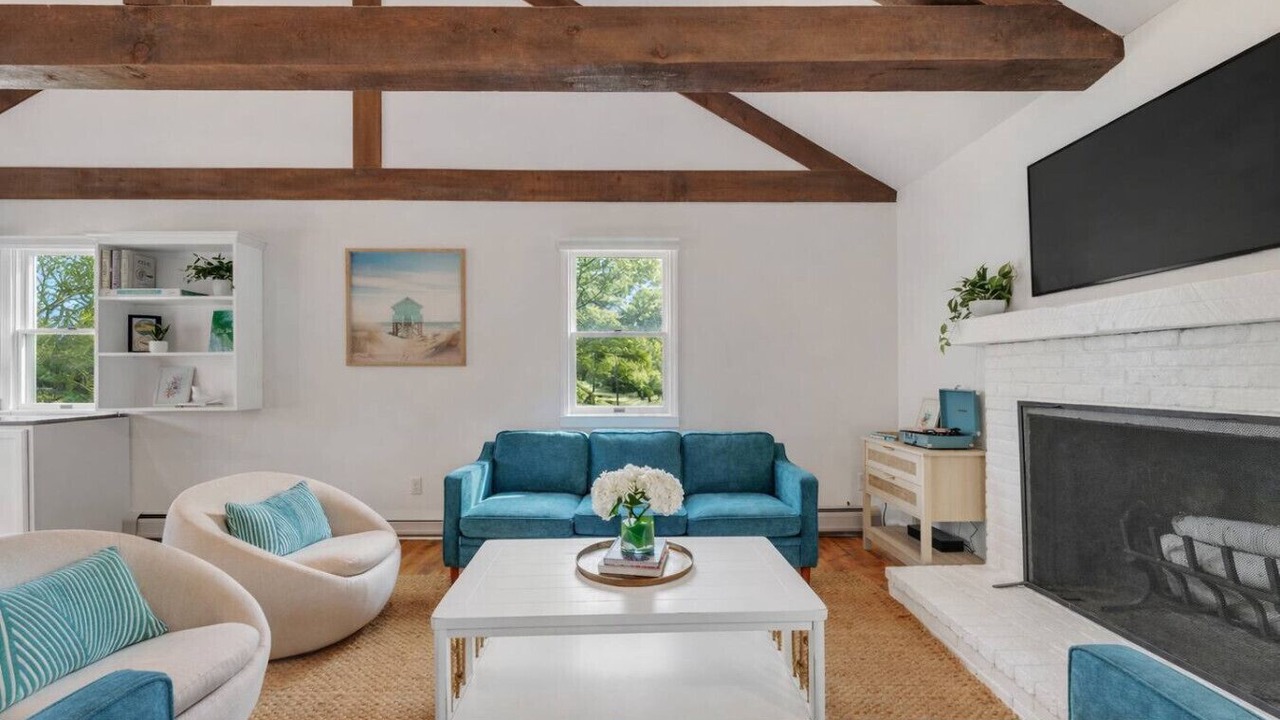 Photo of Livingroom in North Chatham