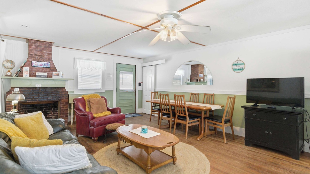 Photo of Livingroom in Bristol