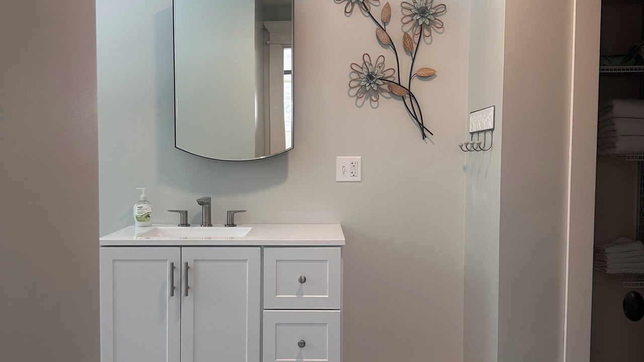 Photo of Bathroom in Tremont