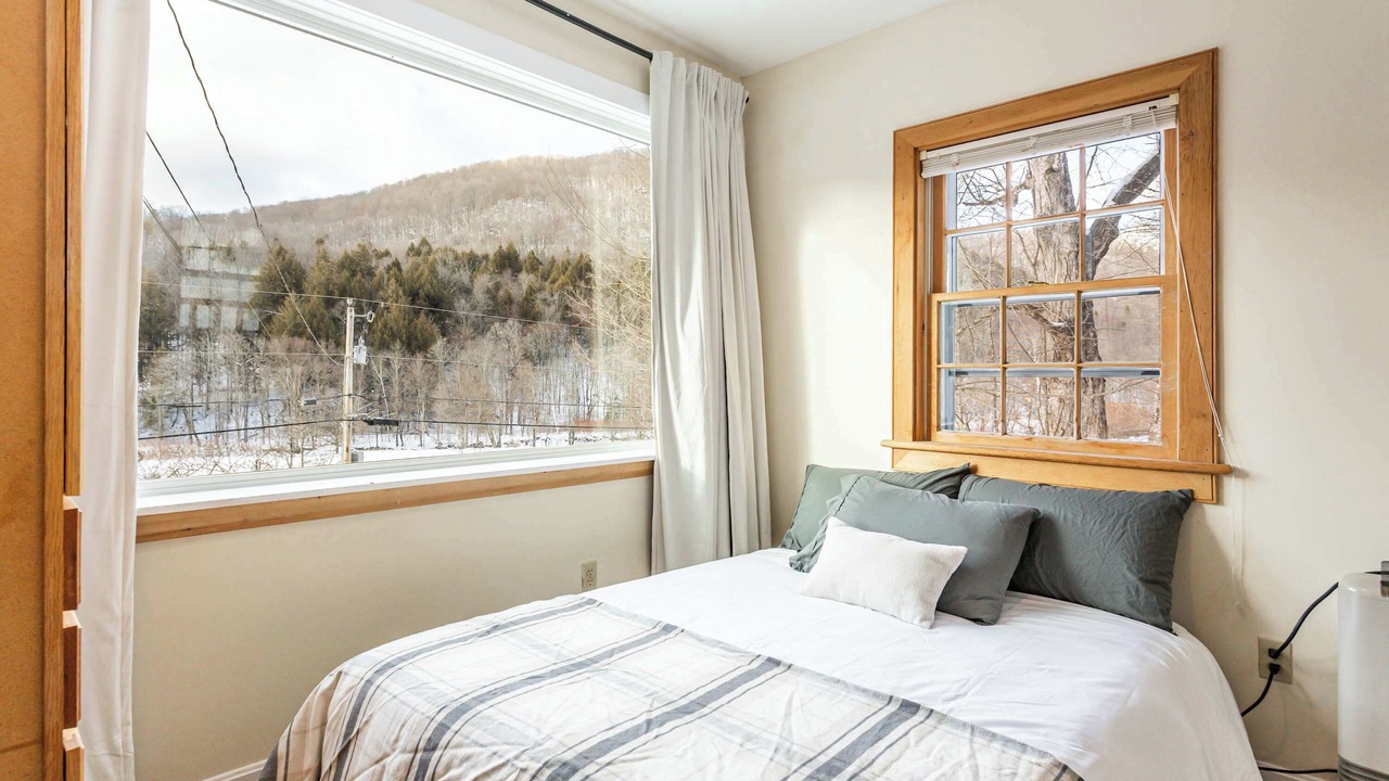 Photo of Bedroom in Bridgewater Corners