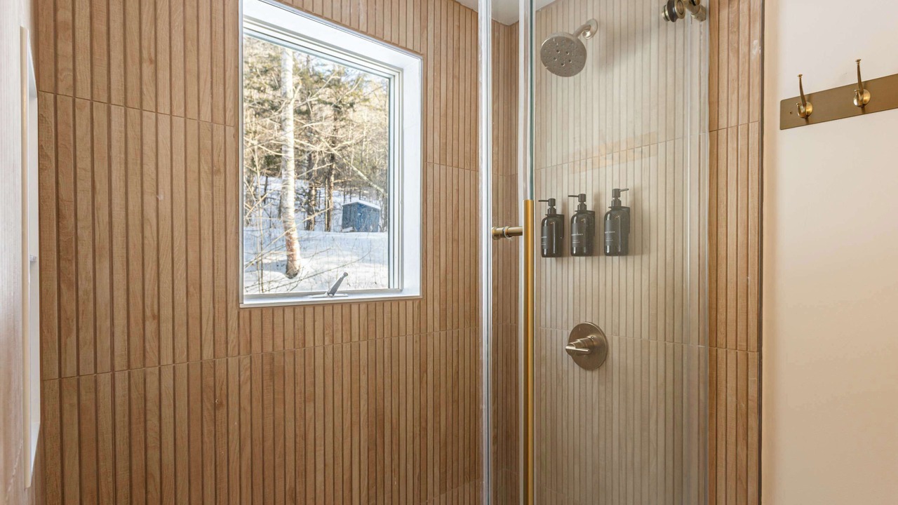 Photo of Bathroom in Bridgewater Corners