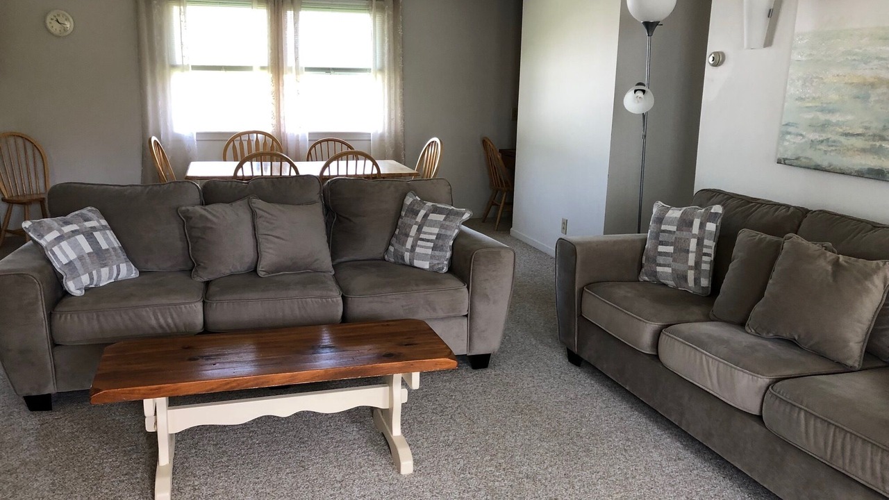 Photo of Livingroom in Narragansett