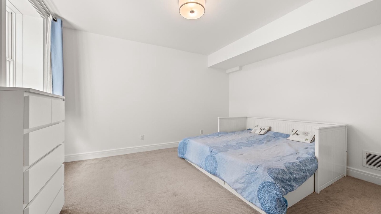 Photo of Bedroom in Westport
