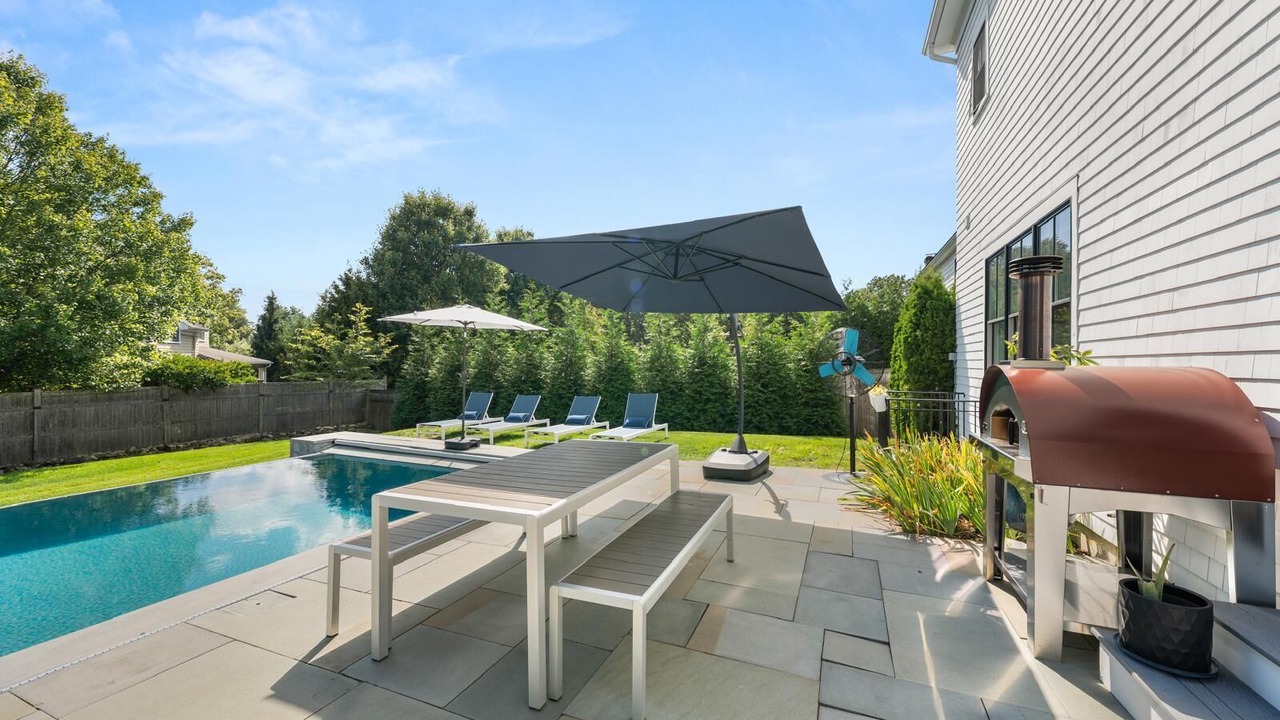 Photo of Outdoor in Westport