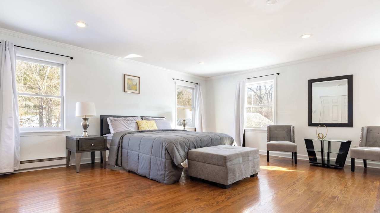 Photo of Bedroom in Easton
