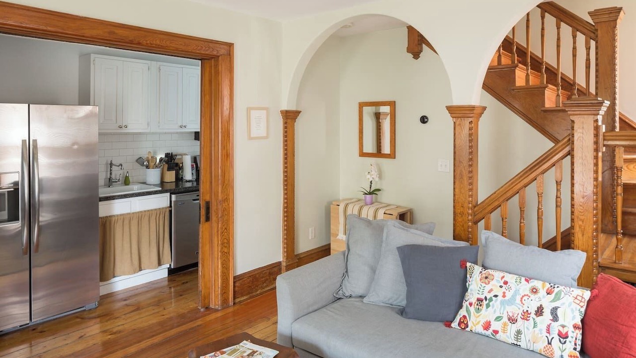 Photo of Livingroom in Old North End